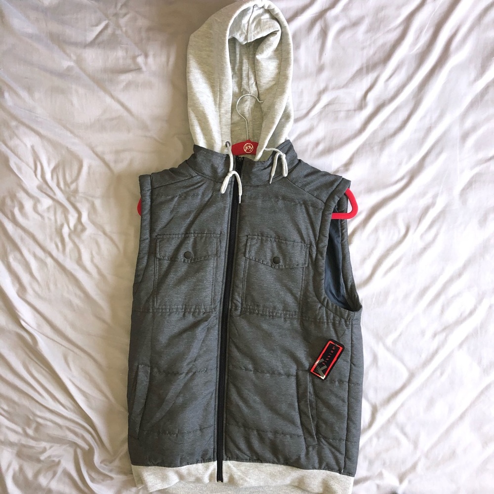 Hooded Puffer Vest (no sleeves)